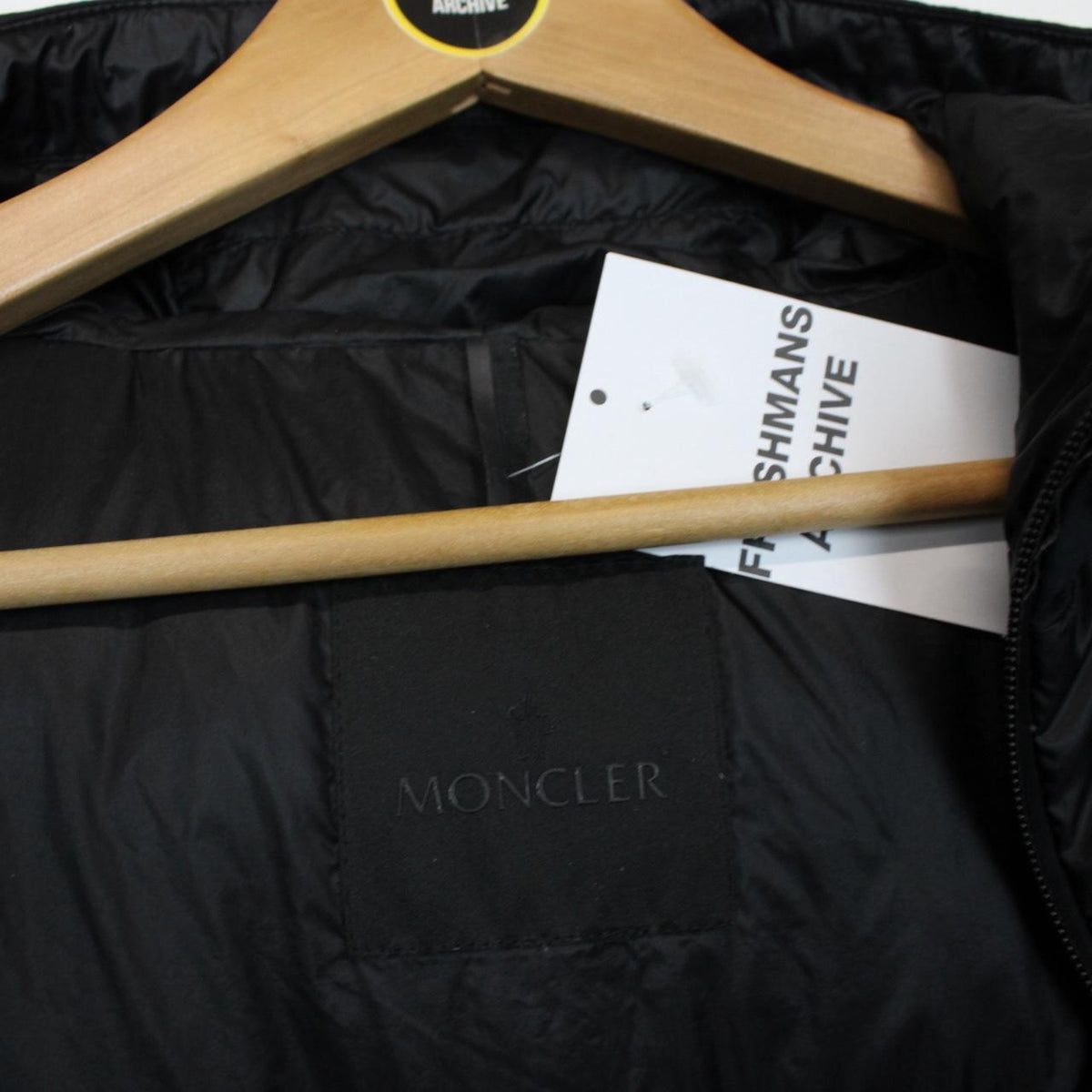 Moncler Provins Down Jacket Medium