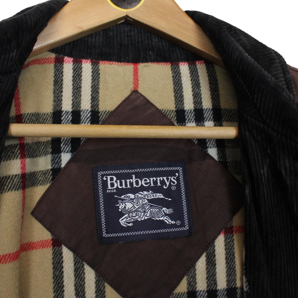 Vintage 90s Burberry Quilted Coat Large