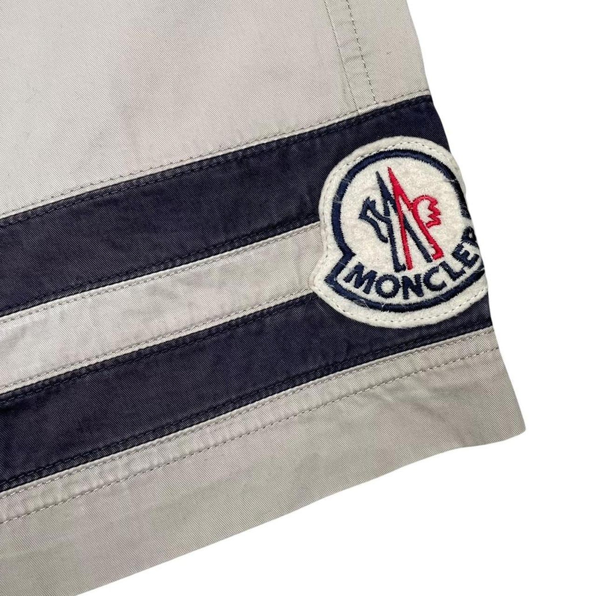 Moncler Embroidered Logo Chino Shorts Large