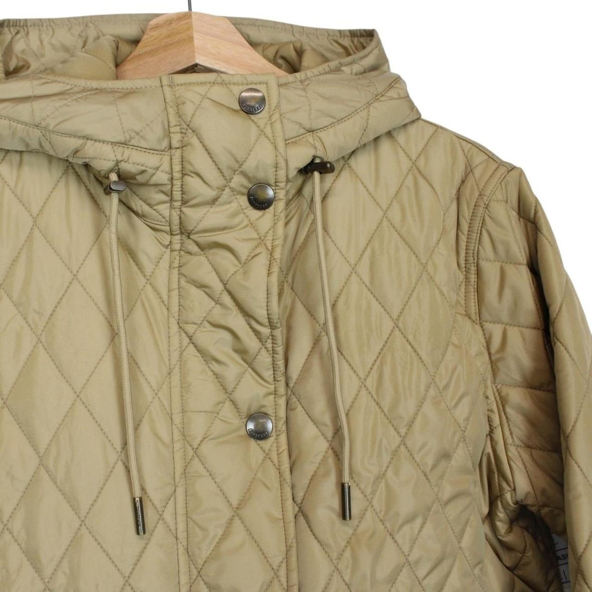 Burberry Cropped Diamond Quilted Jacket Large