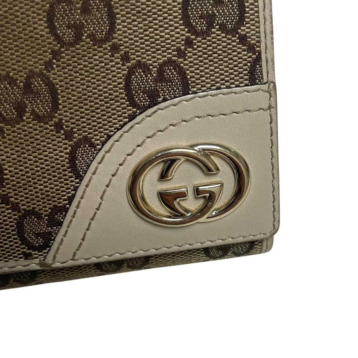 Pre-Loved Gucci Supreme Monogram Bifold Wallet