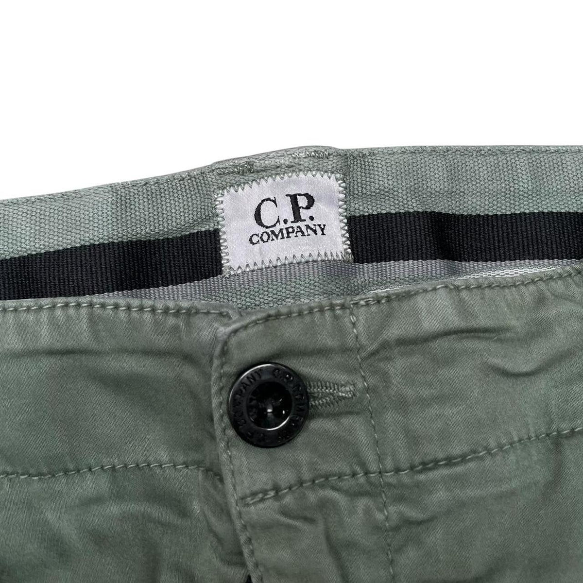 CP Company Lens Cargo Shorts XL