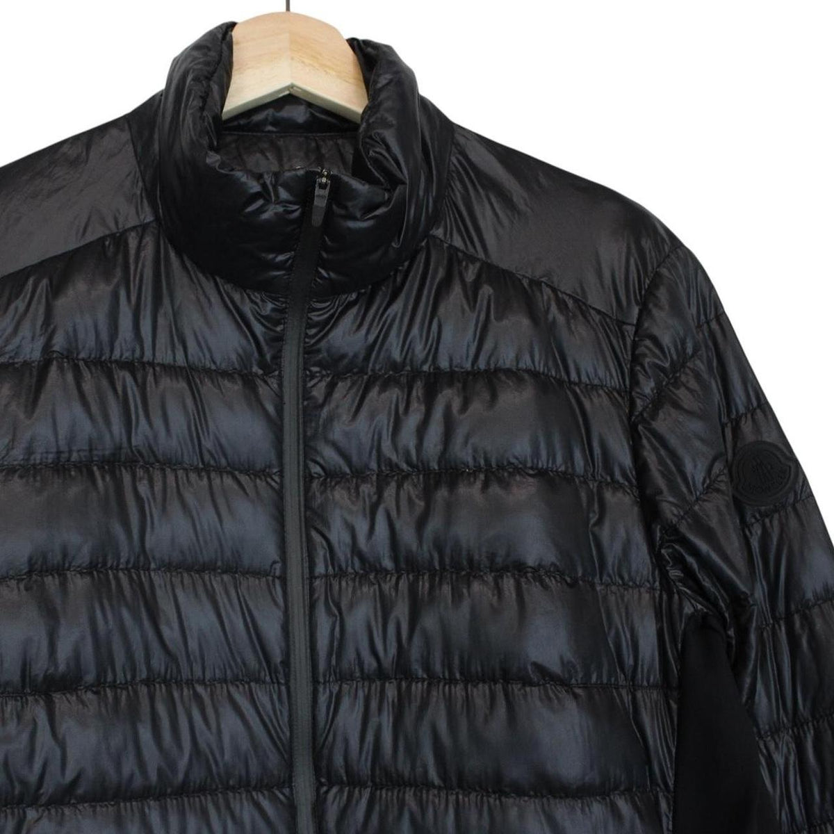 Moncler Nadir Lightweight Down Jacket Large