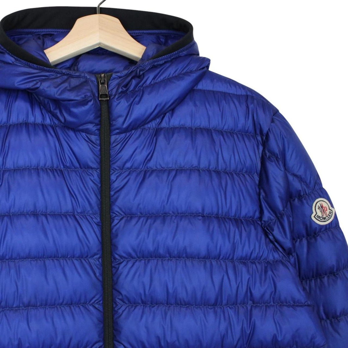 Moncler Morvan Down Jacket Medium