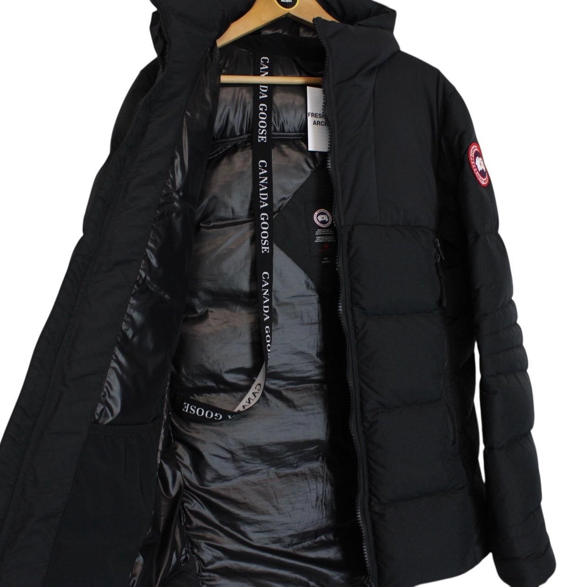 Canada Goose Hybridge Down Jacket Medium