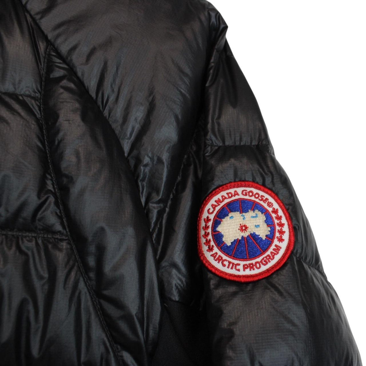 Canada Goose Hybridge Lite Down Jacket Small