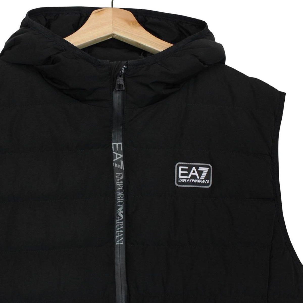 Emporio Armani EA7 Quilted Hooded Gilet M/L