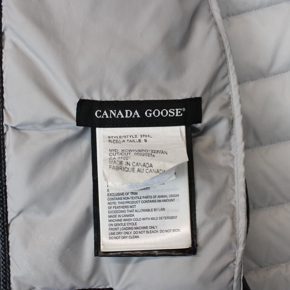 Canada Goose Hybridge Lite Down Jacket Small