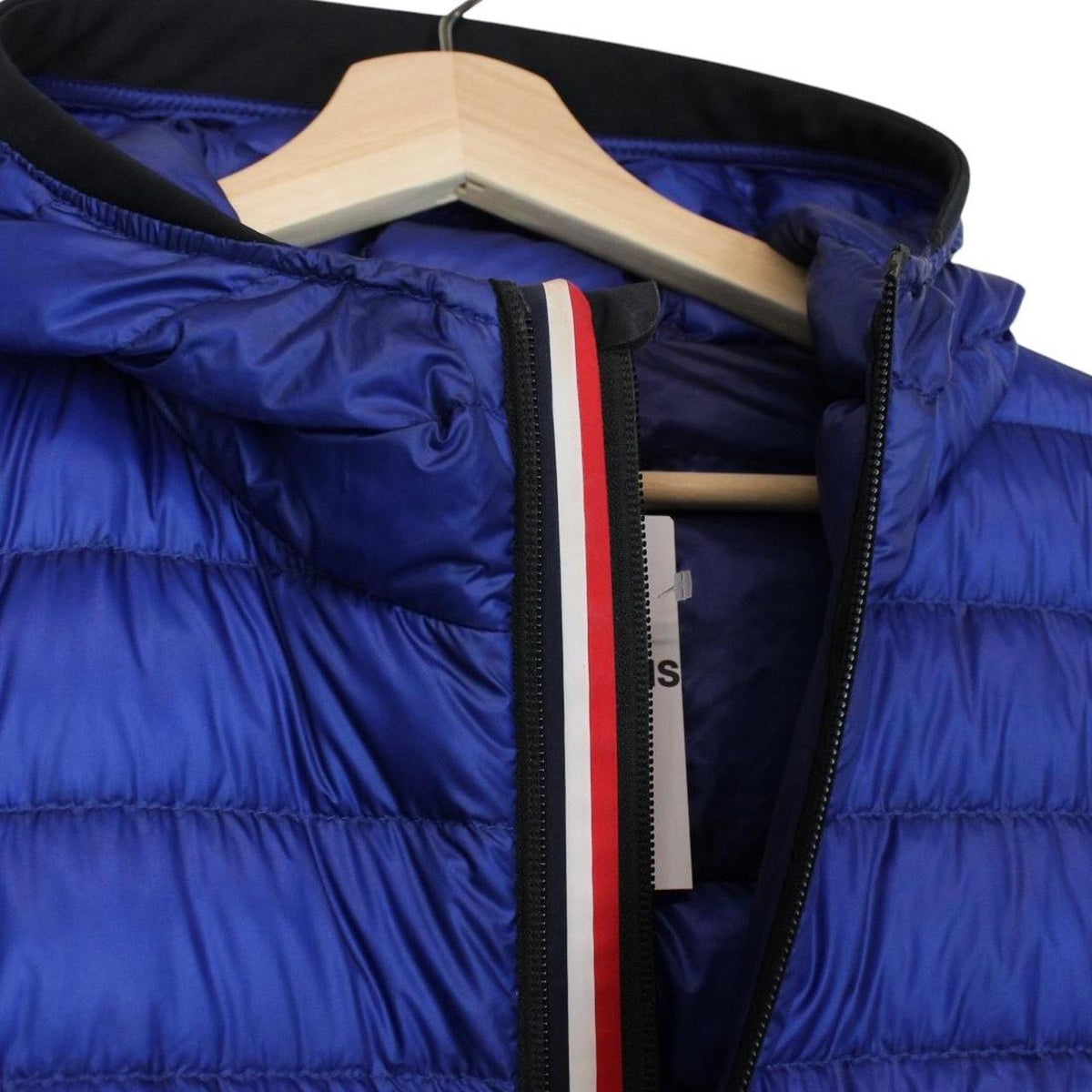Moncler Morvan Down Jacket Medium
