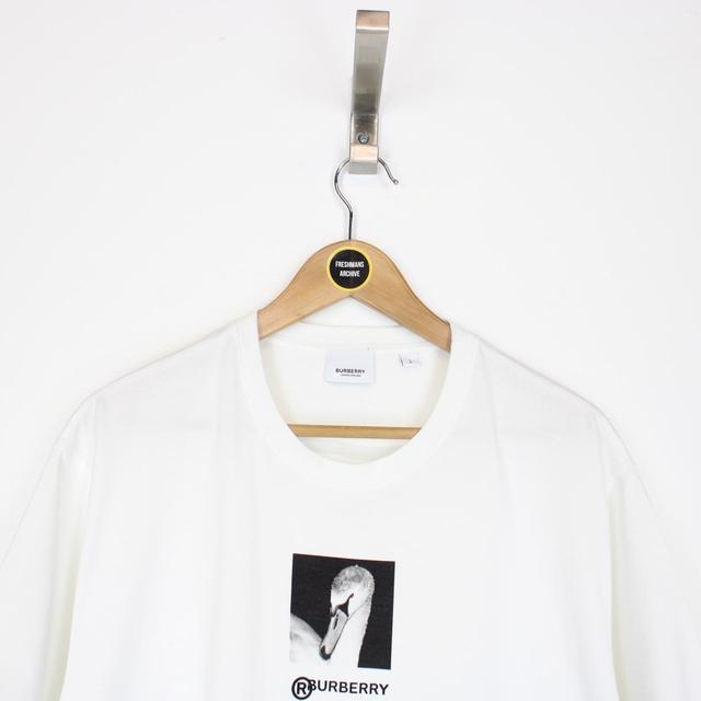 Burberry Swan Logo T-Shirt Small