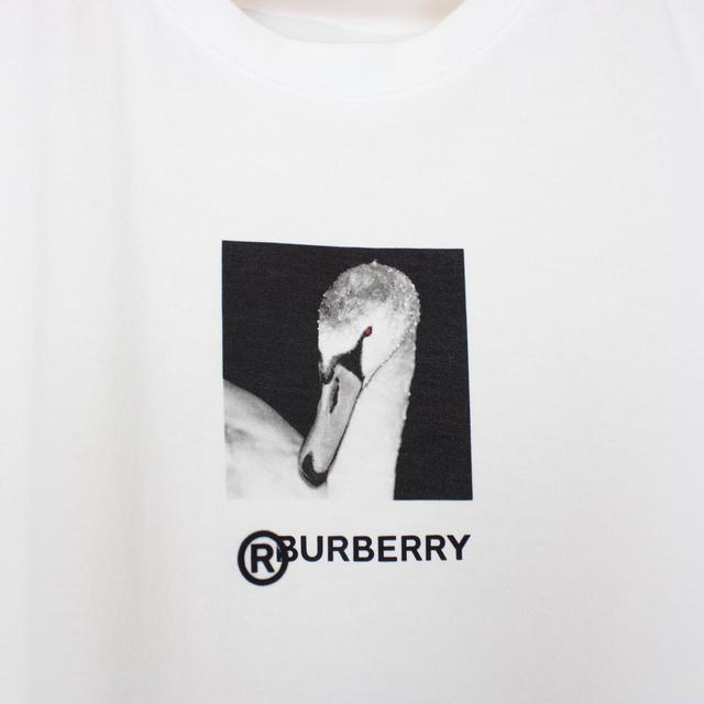 Burberry Swan Logo T-Shirt Small
